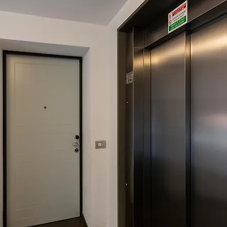 Rolandi Duplex With Terrace *