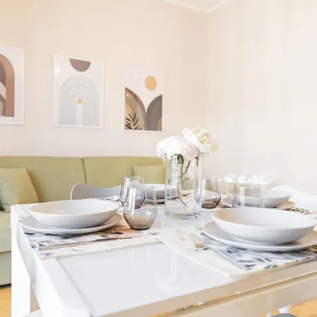 Easylife - - Ortigara 22 - Porta Vittoria Milan