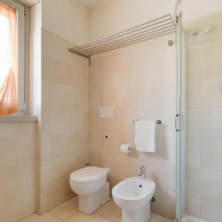 Apartament Guesthost - Stylish Viale Toscana *