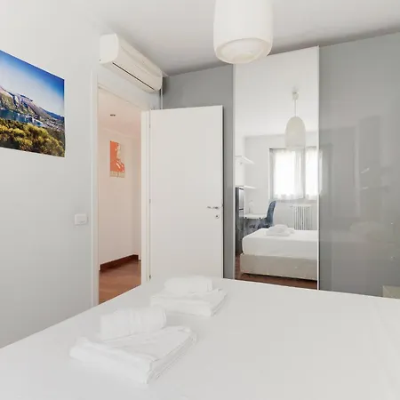 Apartament Guesthost - Stylish Viale Toscana *