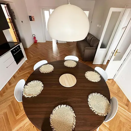 Gae Aulenti Luxury Experience * Milánó