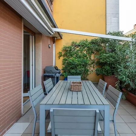 Vigoni 3 - Wonderful Penthouse With Terrace - B Apartamento *