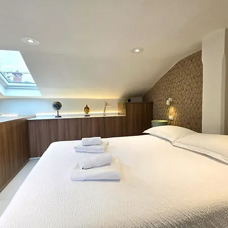 Yr - Argonne Apartman *