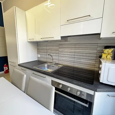 Apartman Kibilu - Via Puricelli Milánó