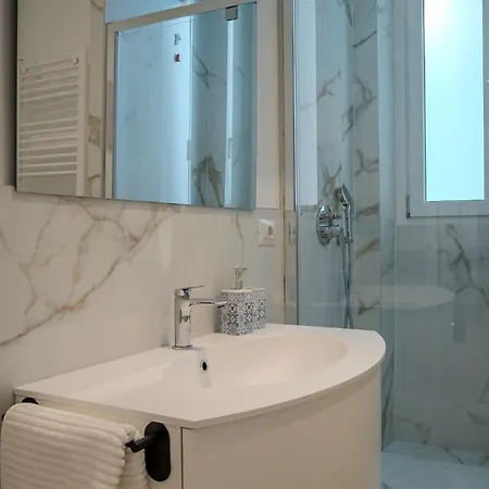 Apartman Italianflat - Urban Retreat *