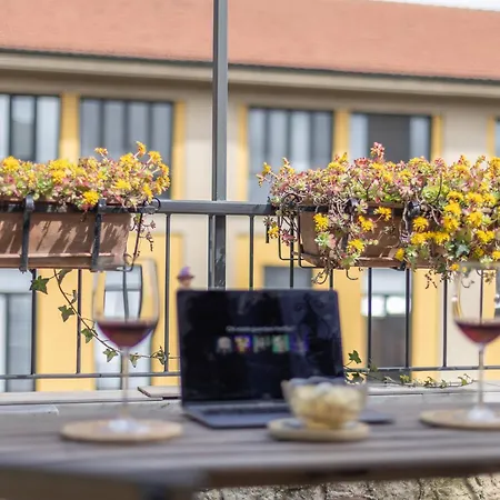 Lägenhet Stylish Porta Romana With Terrace Milano