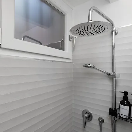L Angolo Di Giulia, Tradizionale Casa Di Ringhiera Apartman *