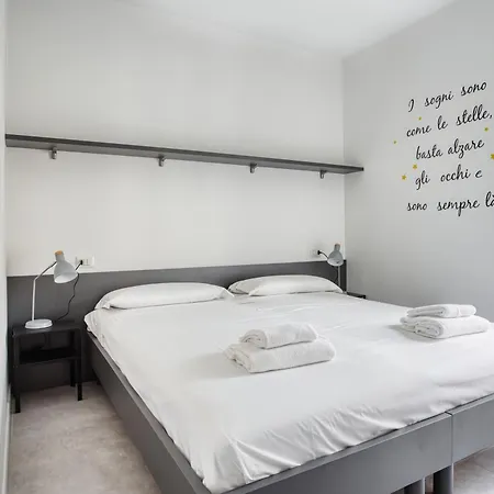 Apartament Hostmate - - Genesio -maciachini Mediolan