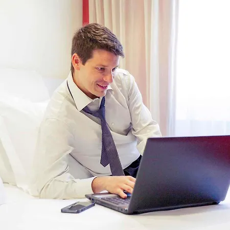 Hotell Mercure Solari Milano