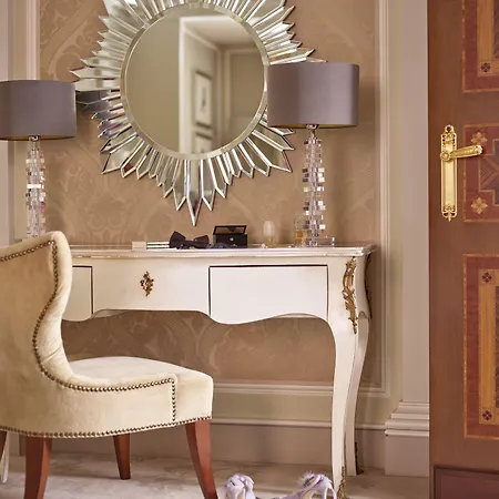 Principe Di Savoia - Dorchester Collection 5* Μιλάνο