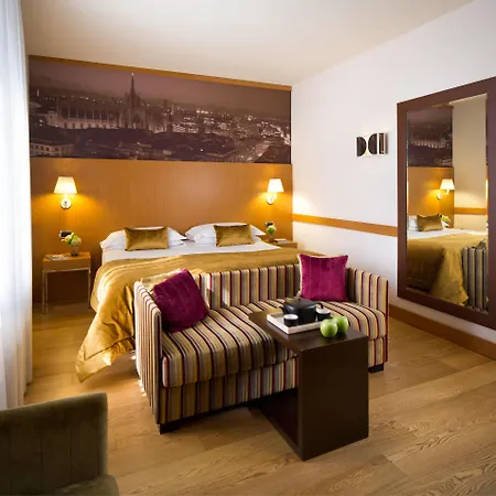 Starhotels Tourist Szálloda 4*