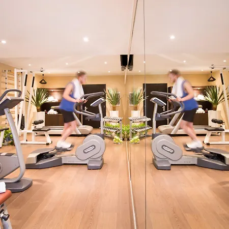 スターホテルズ ツーリスト ミラノ