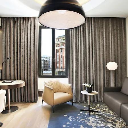 Excelsior Gallia, A Luxury Collection Hotel, ホテル ミラノ