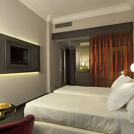 Sina De La 4* Милан