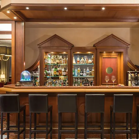 Szálloda Leonardo Center