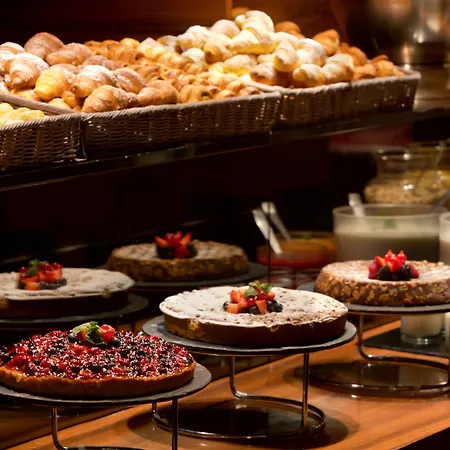 Hotel Starhotels Ritz 4*