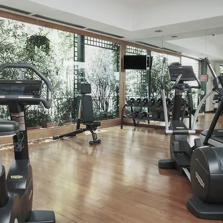 Grand Et De - The Leading Of The World Milan