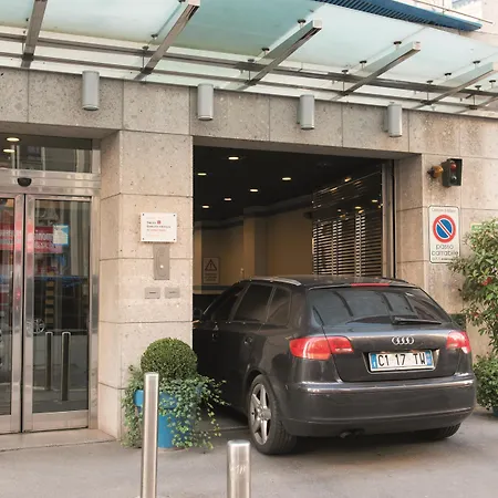 بيرنا فندق 4*