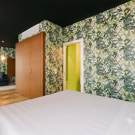 Отель Collini Rooms, Worldhotels Crafted 4*