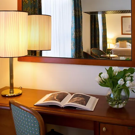 Ξενοδοχείο Starhotels Business Palace 4*