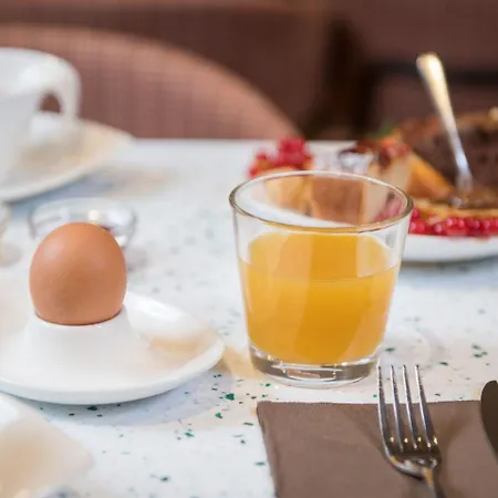 Canada 3* Μιλάνο