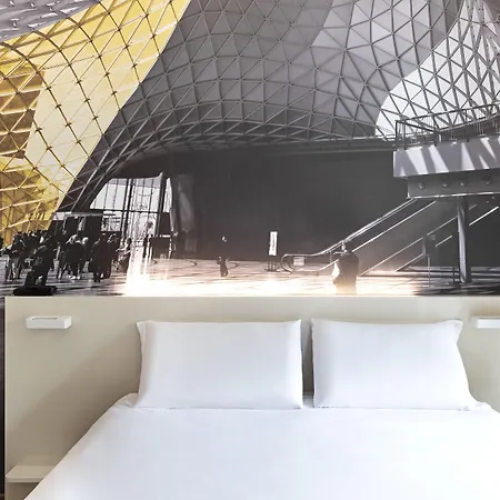 Отель Station Милан