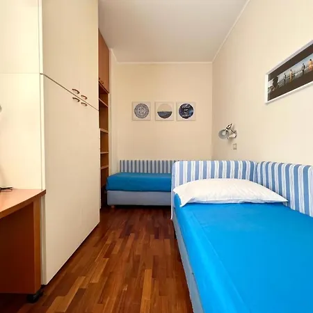 Stylish In Guest house 4*