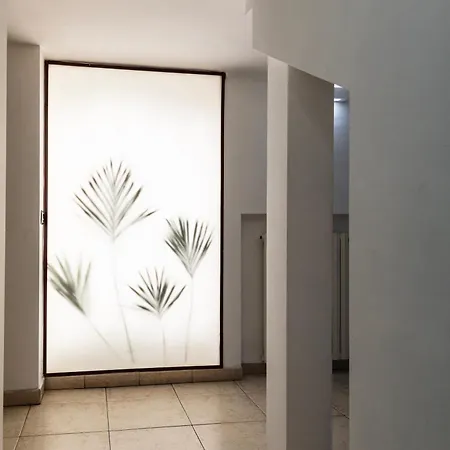 Youhosty - Secret Garden Apartman *