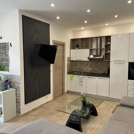 Apartmán Mambo House *
