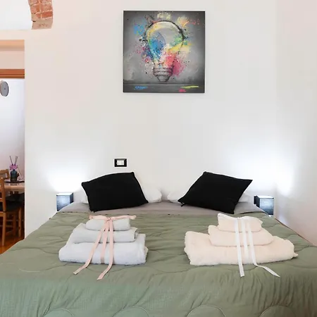 Naviglio Grande Zona Tortona Apartmán