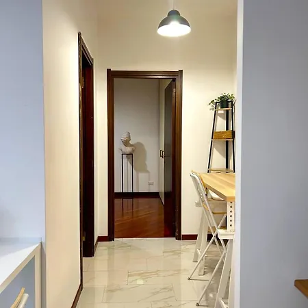 Residenza Il Conte - Pochi Passi Dalla Metropolitana Apartmán *