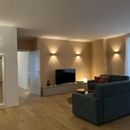Apartment Fifty Eight Repubblica Three Bedrooms *