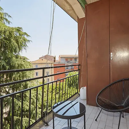 Appartement Family Friendly & Spacious W Balcony Metro Milaan