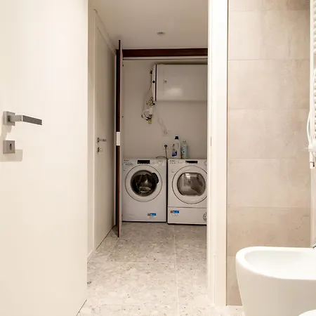 Apartman The Vertical House - Elegant Refuge On Two Floors *