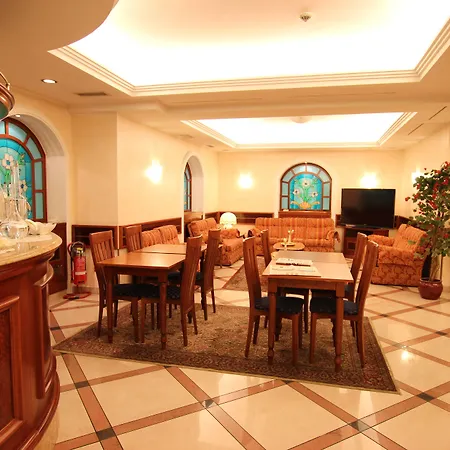 Ξενοδοχείο Mokinba Montebianco 4*