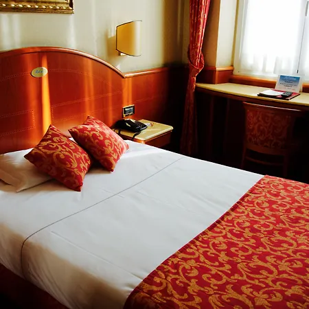 Ξενοδοχείο Mokinba Montebianco 4*