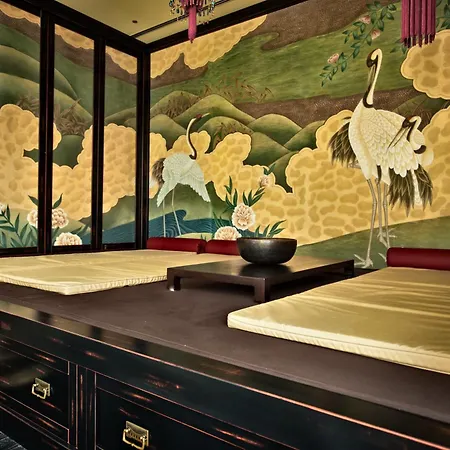 Hotel Enterprise Design & Boutique 4*