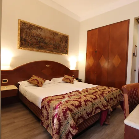 Hotel Mokinba King Milán