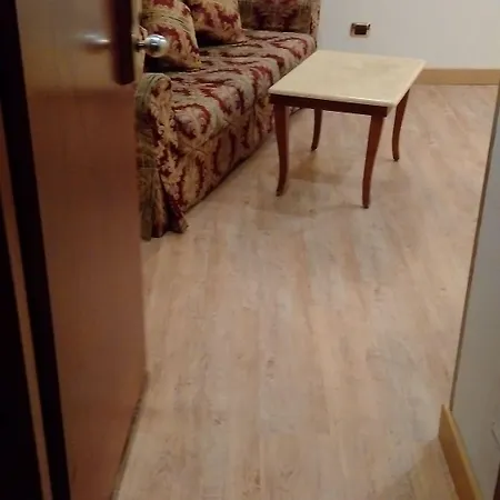 莫肯巴国王酒店 米兰