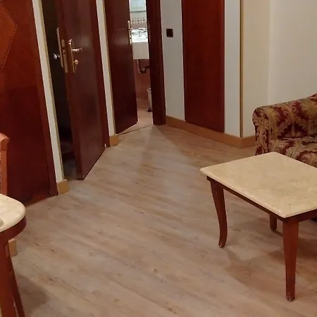 Mokinba King Hotel 4*