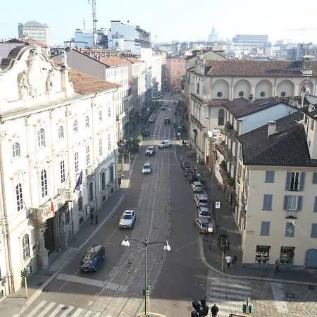 Mokinba King מלון מילאנו