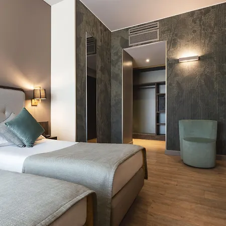 莫肯巴国王酒店