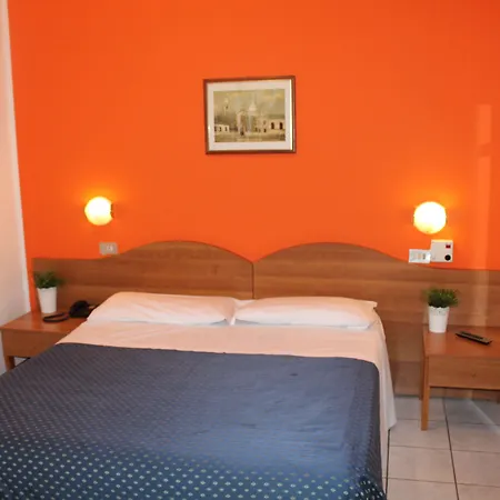 Catalani E Madrid Hotel Mailand
