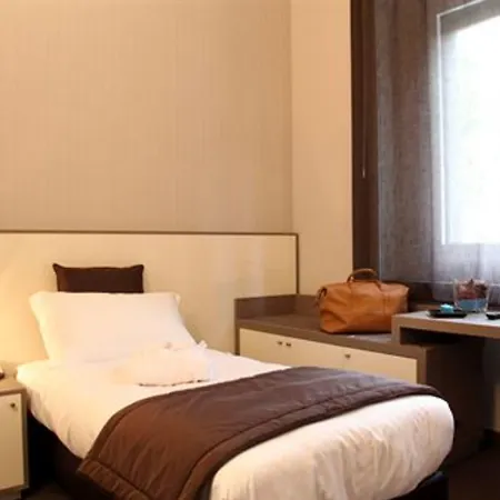 Tiziano - Gruppo Mini 4* Milán