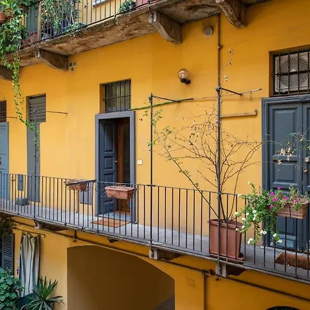 Quiet In The Heart Of The Navigli - B