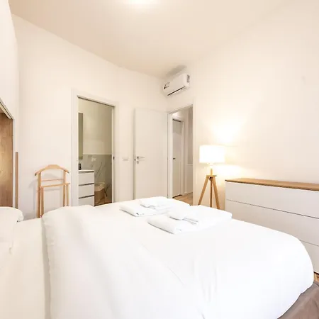 Navigli 2-bedroom And Sofa Bed Mailand