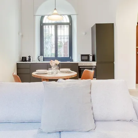 Easylife - - Ausonio 6 - Sant'ambrogio * Milão