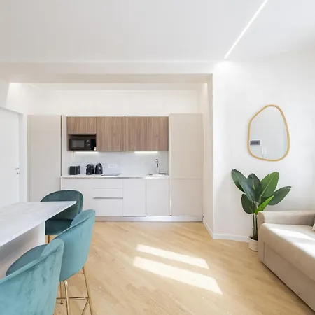 Easylife - - Corso Porta Nuova 46 Milan