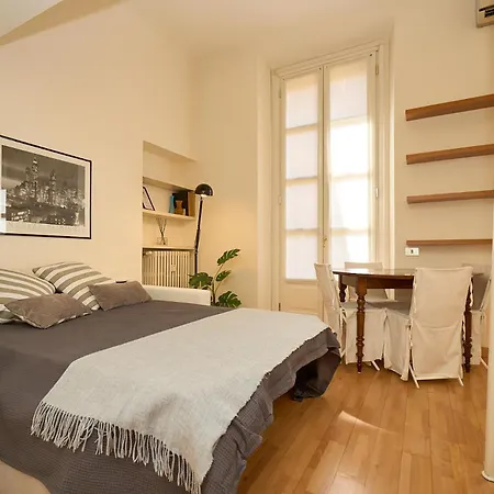 Heart Of Brera, 10 Minutes Walk From Duomo דירה מילאנו