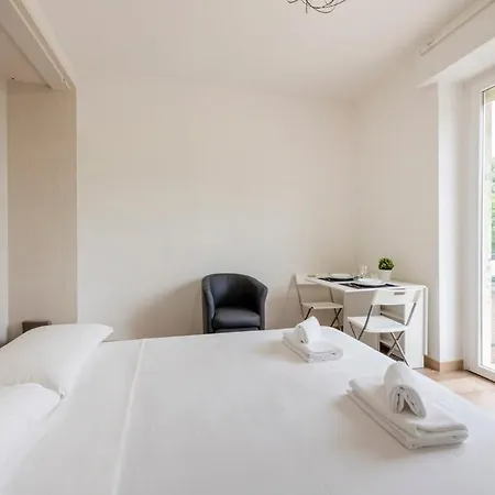 דירה Trevi 4 - The White - B